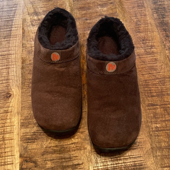 Merrell Lined Suede Clogs - Picture 2 of 3